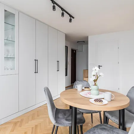 Apartment Superapart Zelazna 34 *