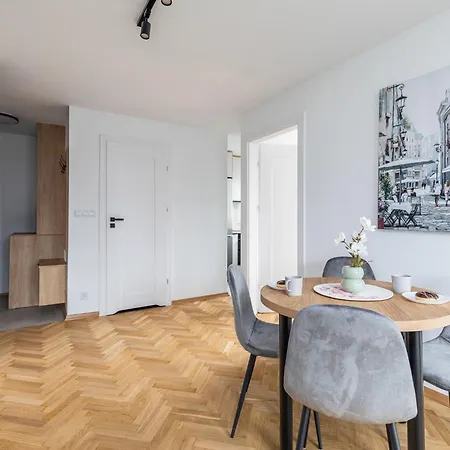 Apartment Superapart Zelazna 34 Warsaw