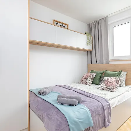 Superapart Zelazna 34 Lägenhet